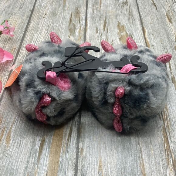 Baby Girl Fuzzy Claw Foot Little Monster Feet Slippers Shoes Size 2 - Picture 3 of 6